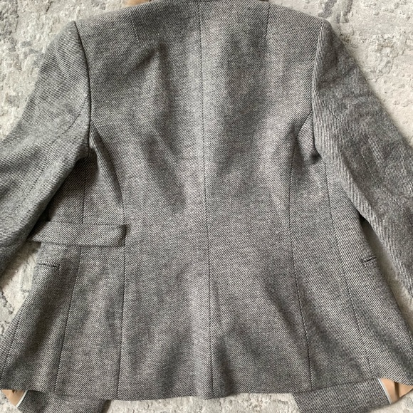 Banana Republic Wool Blazer with Removable Faux Fur - Picture 7 of 13